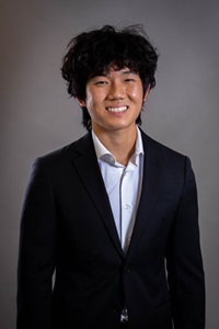 Johnny Yeung Headshot of Johnny Yeung