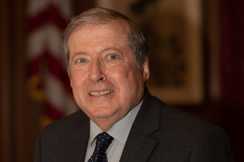 joe cattaneo A headshot photo of joe cattaneo