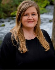 Headshot of Julie Poncet Julie Poncet