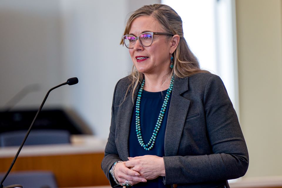 kelly gillespie speaks at the center for health law studies symposium in scott hall
