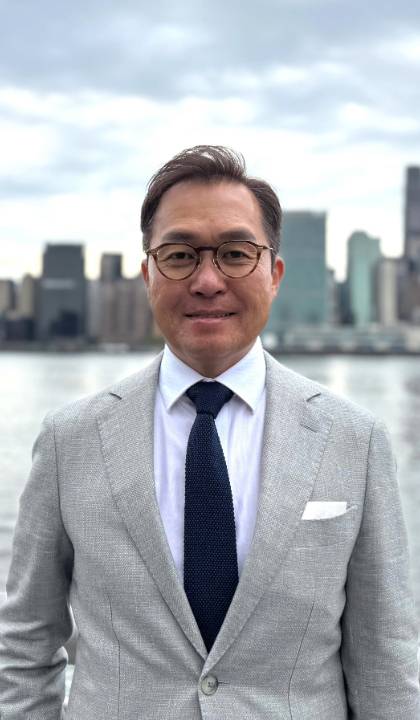 Headshot of Dr. Min Choi