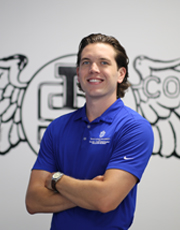 Devin Henneberry headshot